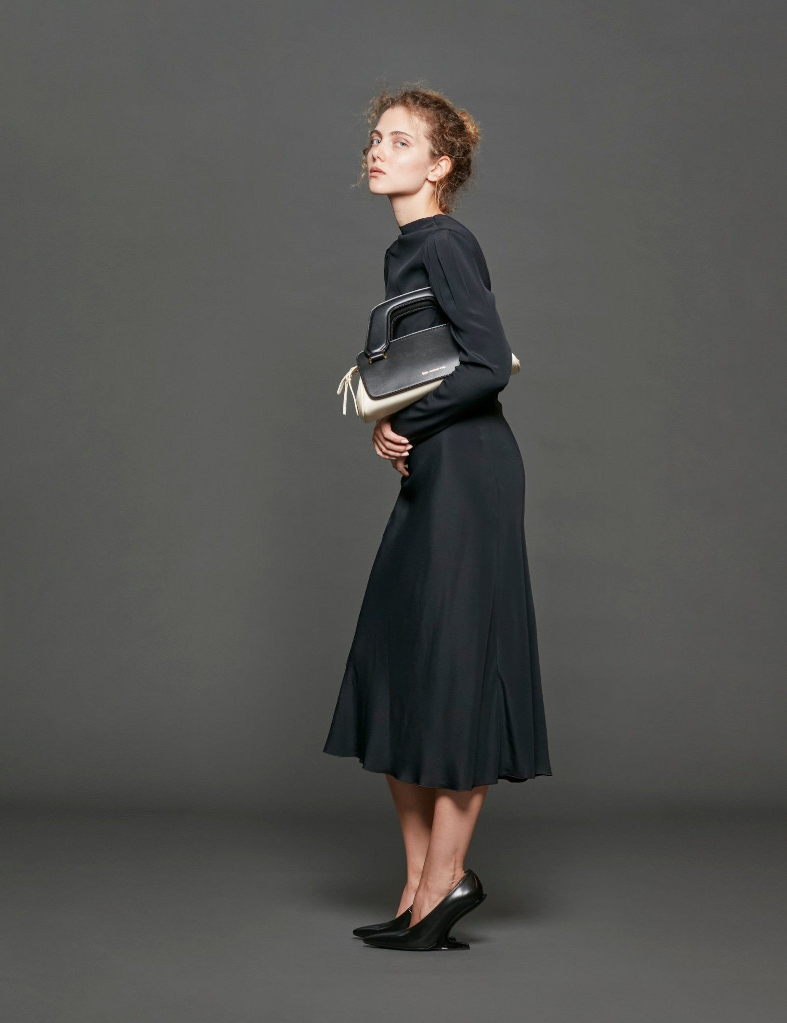 abito crepe de chine nero - n21 alessandro dell'acqua - abito