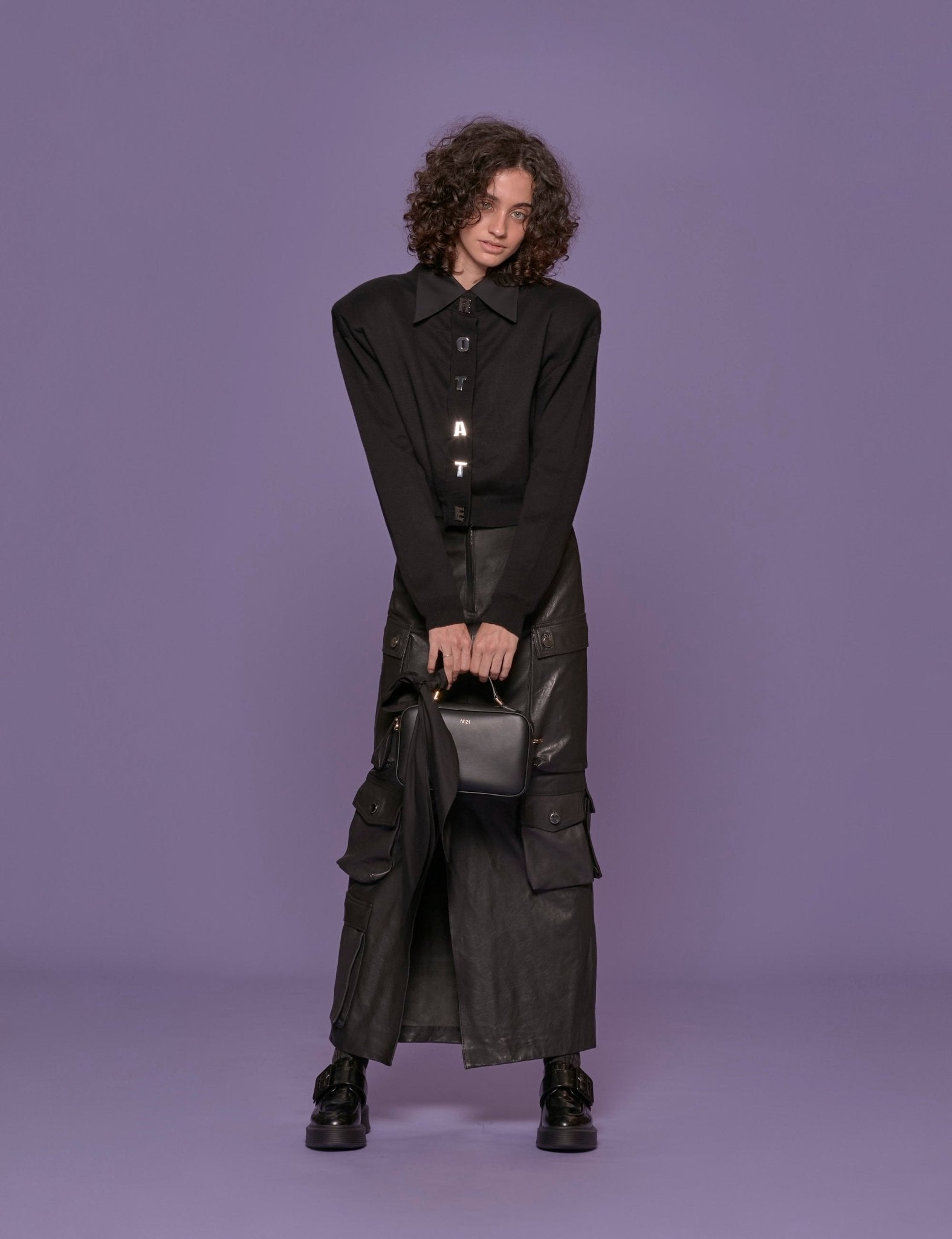 cardigan nero logo - rotate - cardigan