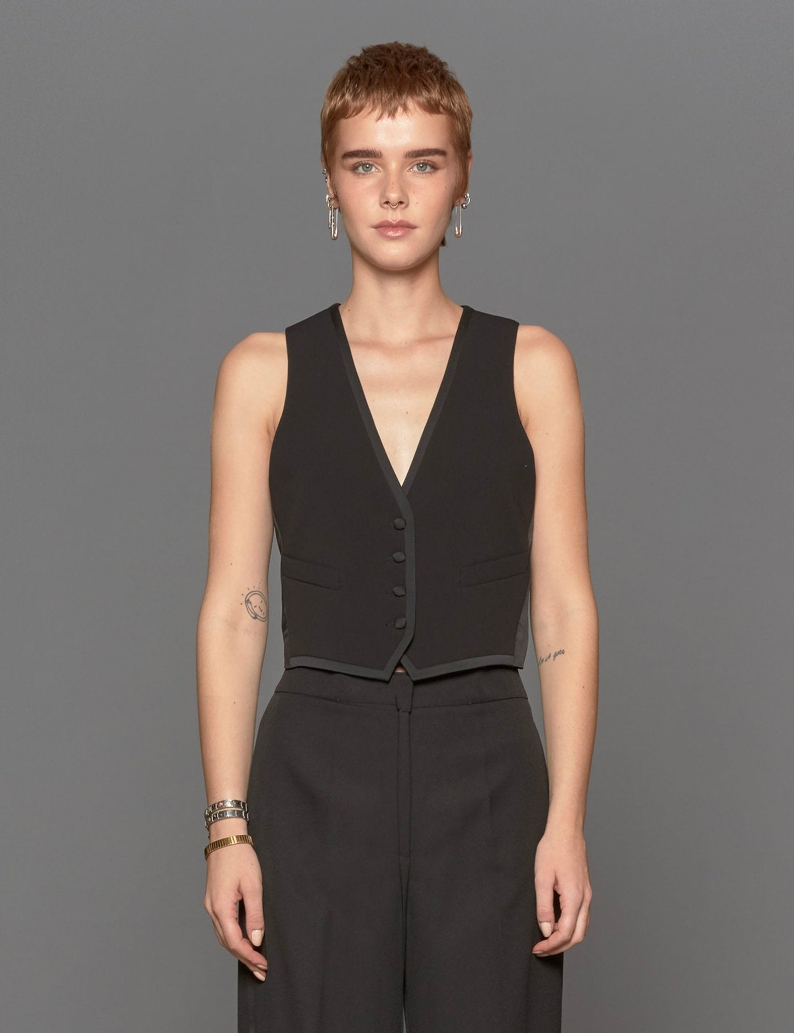 gilet piping nero - blufrida - gilet