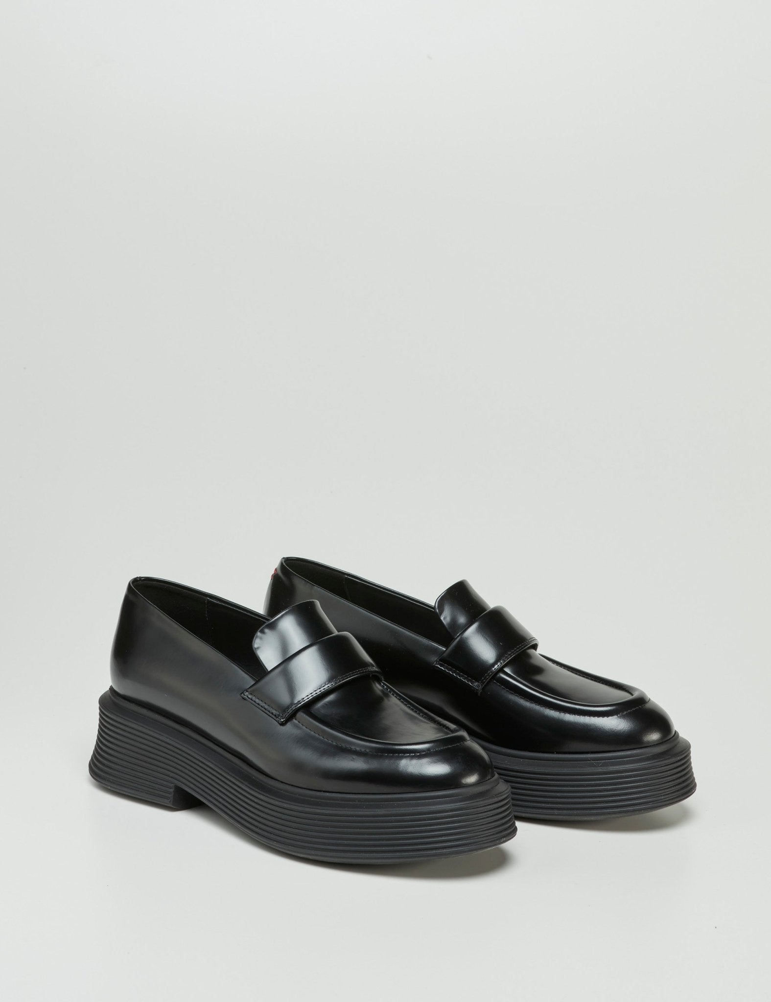 mocassino platform spazzolato nero - halmanera - mocassino