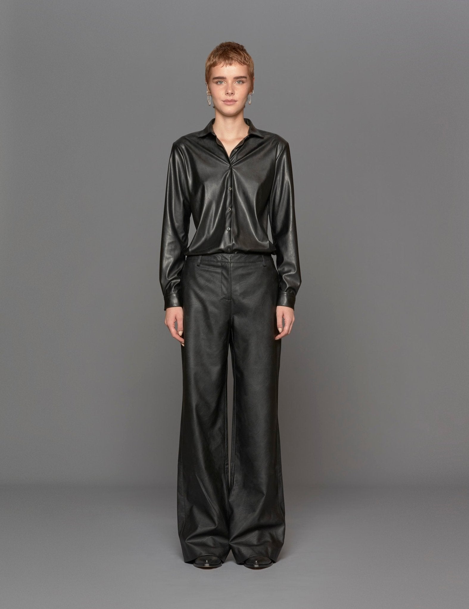 pantalone dritto ecopelle nero - blufrida - pantalone