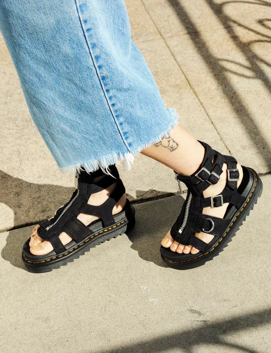 sandalo olson fibbie zip charcoal - dr martens - platform