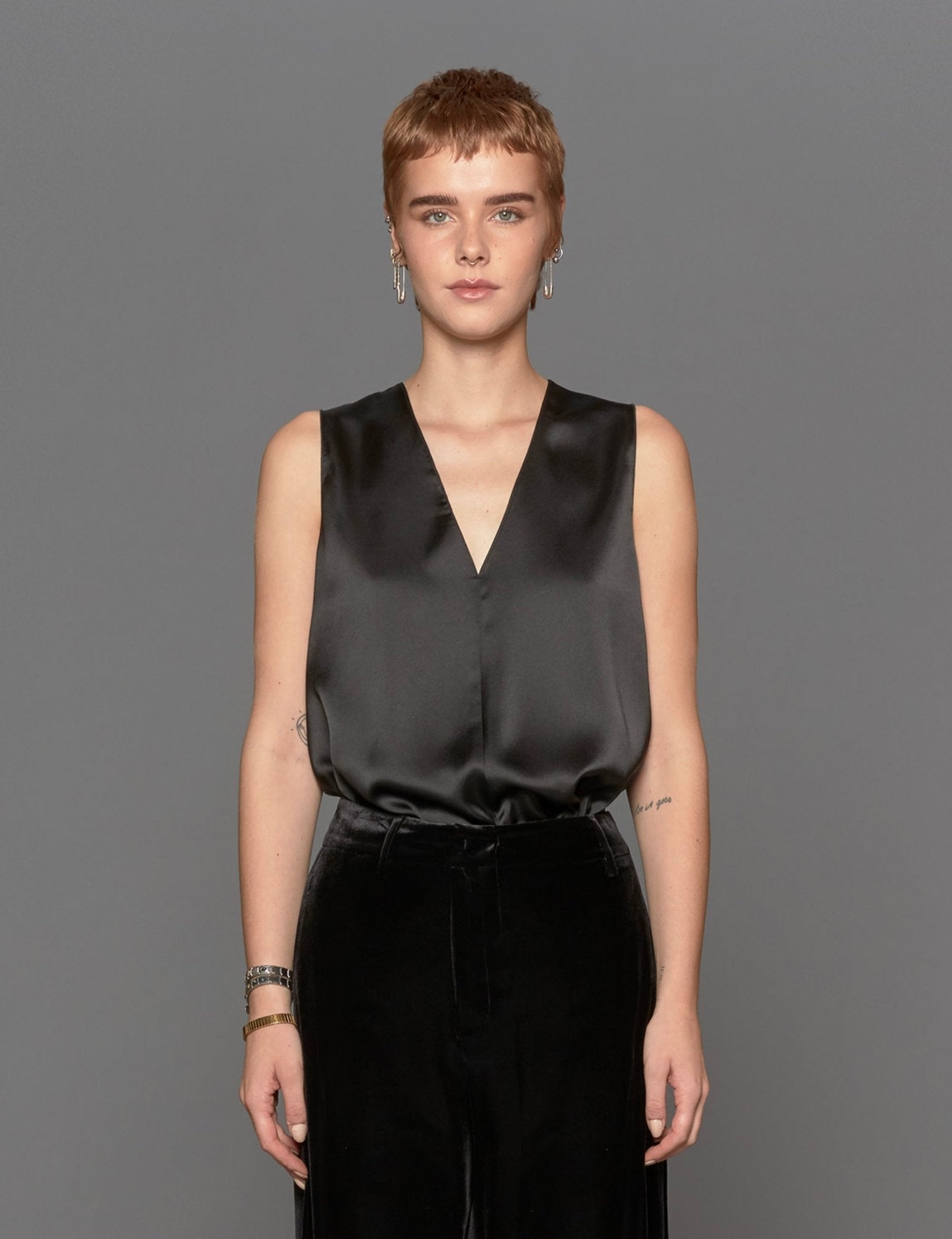 top raso stretch nero - blufrida - top