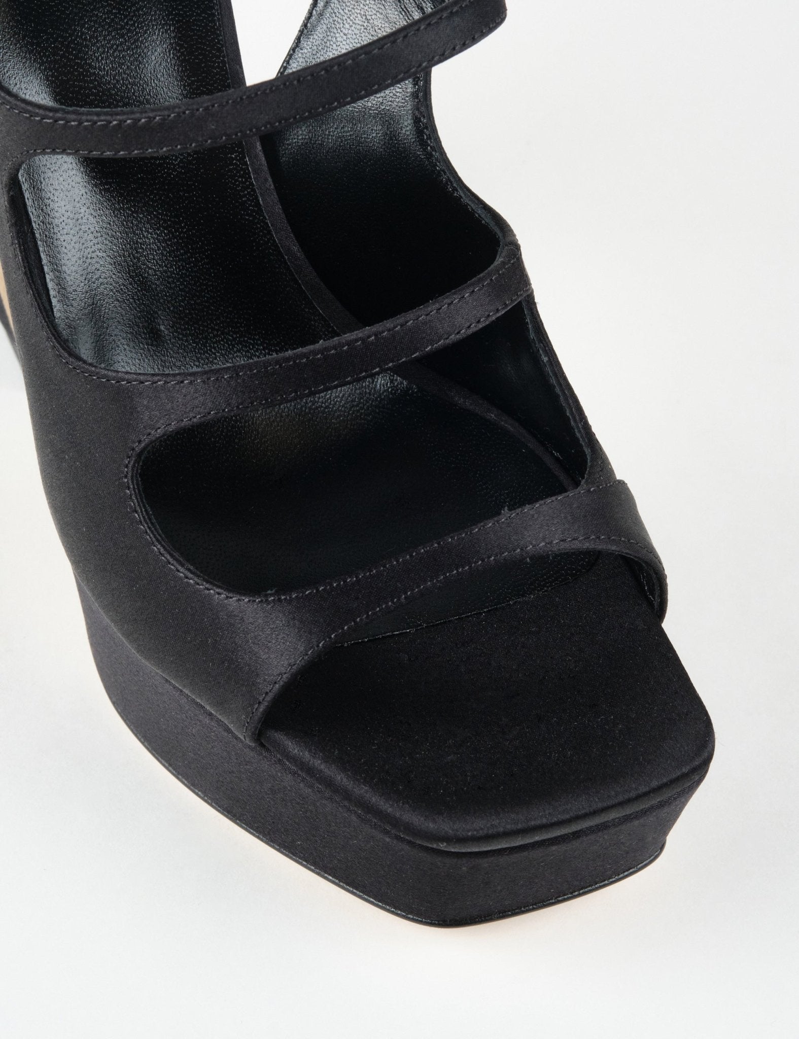 sandalo cinturino satin nero - si rossi - sandalo tacco