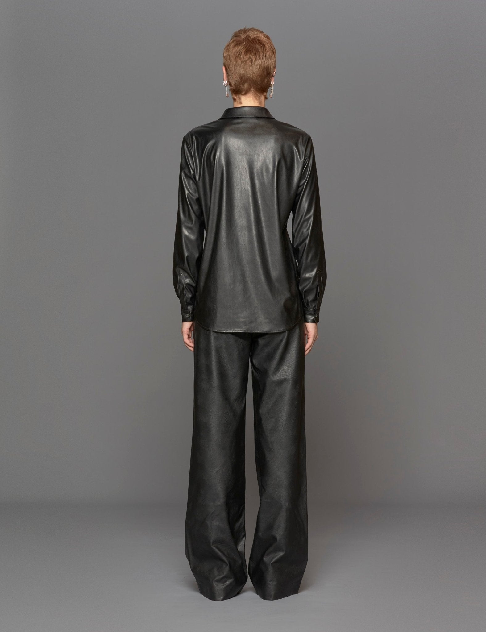 camicia ecopelle nero - blufrida - camicia manica lunga