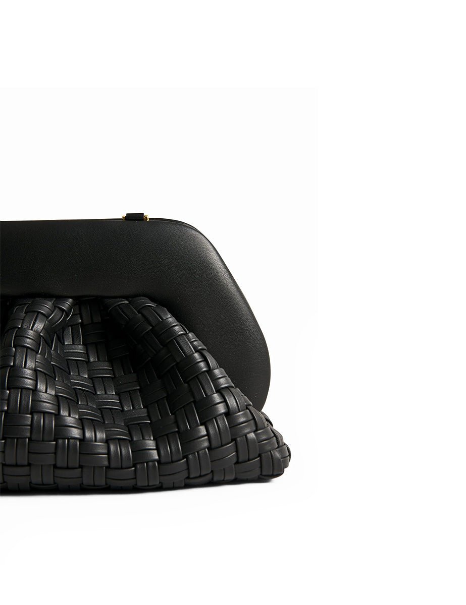 clutch tia micro weaved black - the moire - clutch