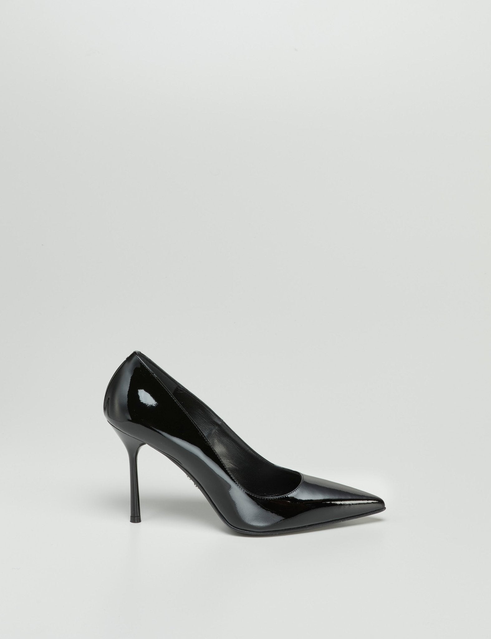 decollete tacco vernice nero - sergio levantesi - decollete tacco