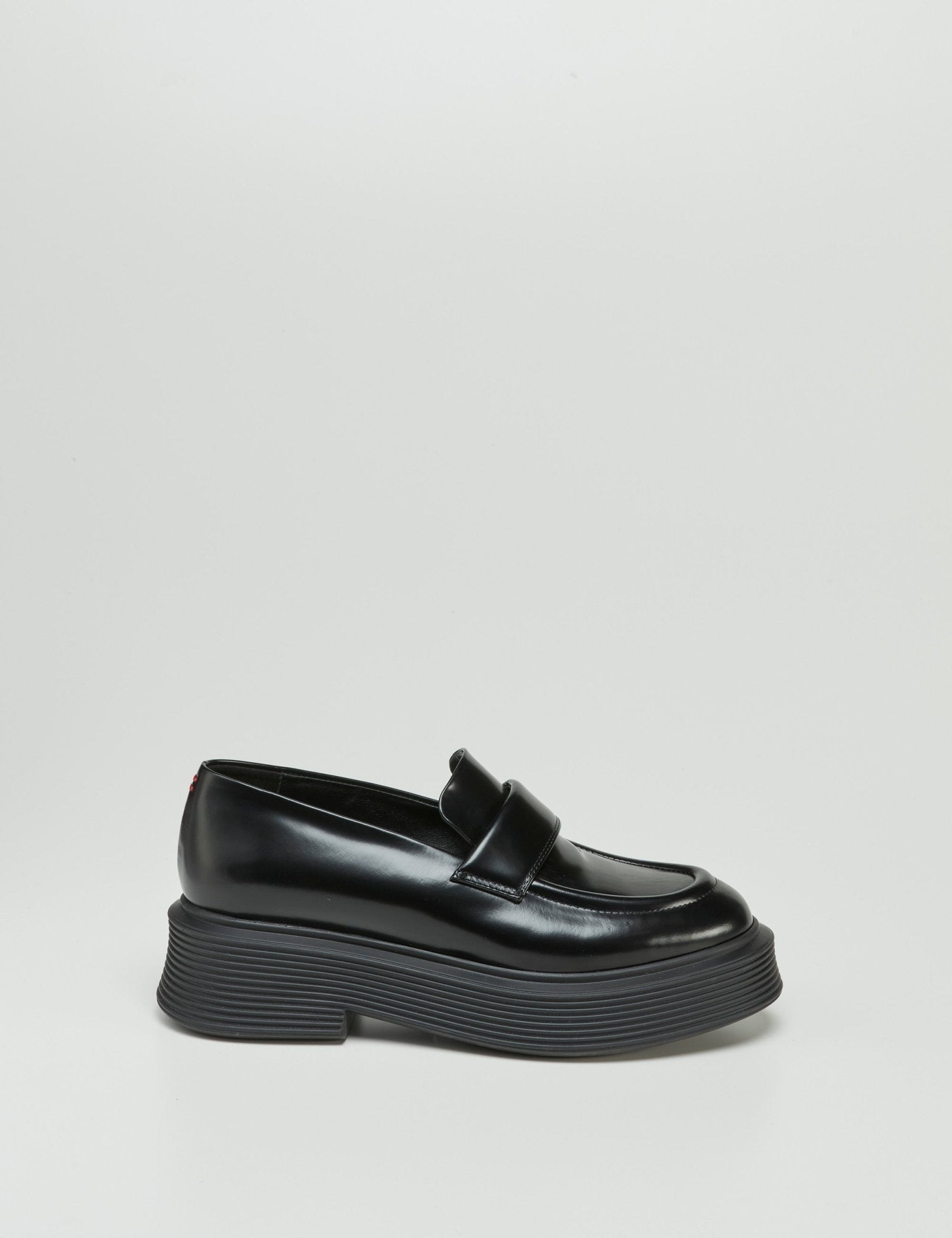 mocassino platform spazzolato nero - halmanera - mocassino