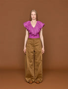 pantalone chino caramel - tibi - pantalone