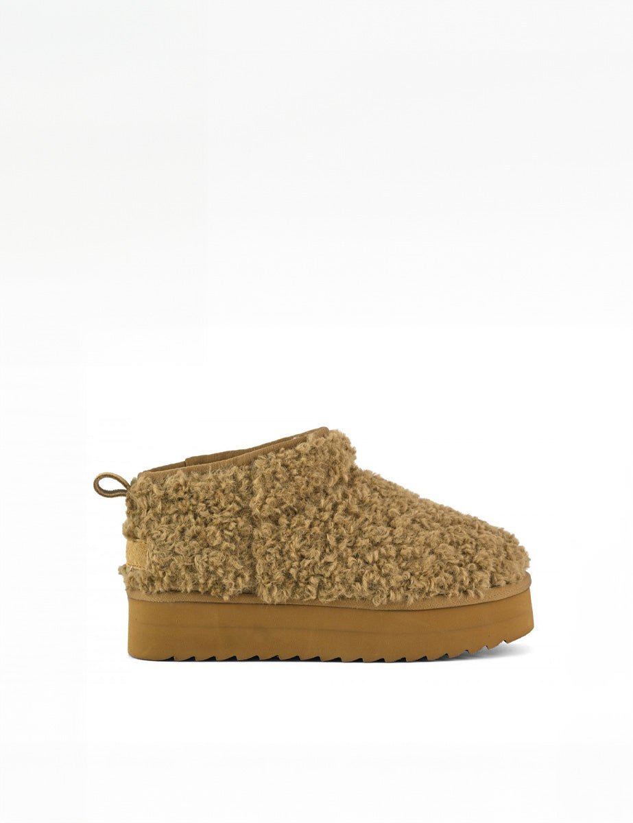 stivaletto classic platform furry biscotto - colors - stivaletto